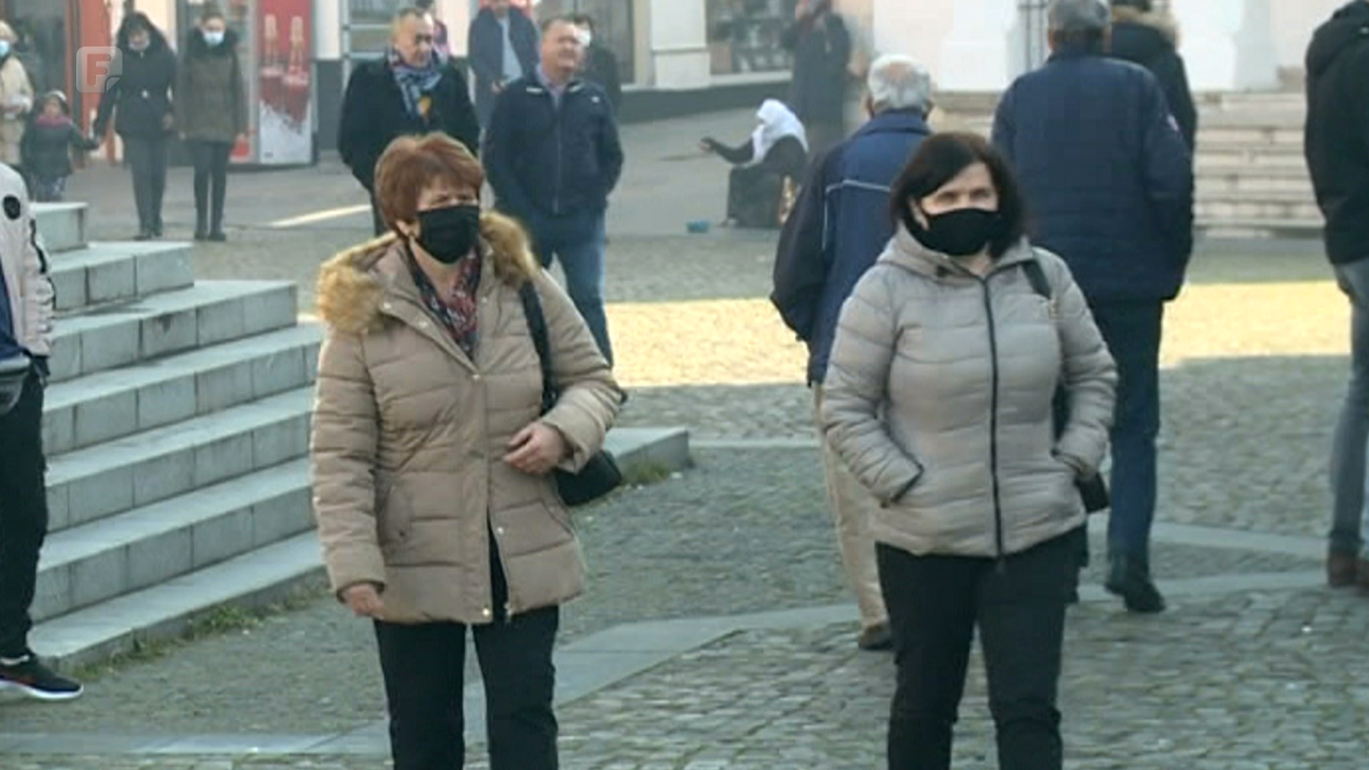 Smanjenje broja zaraženih koronavirusom u Tuzlanskom kantonu